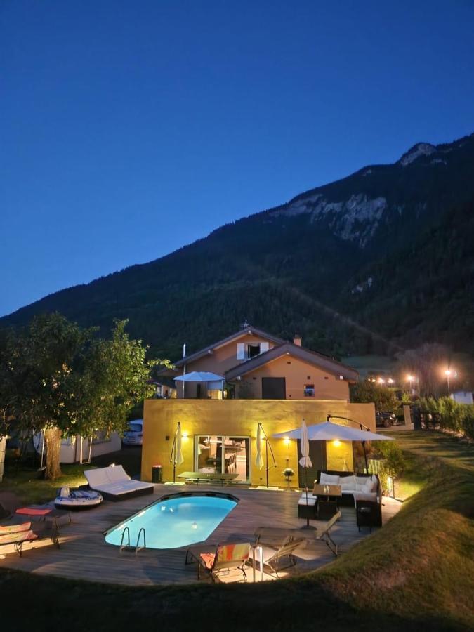 Appartement Moderne Avec Terrasse Et Piscine A Chatel Sur Bex Bagian luar foto