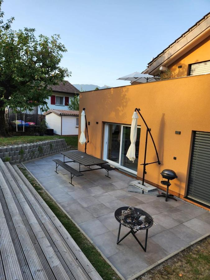 Appartement Moderne Avec Terrasse Et Piscine A Chatel Sur Bex Bagian luar foto